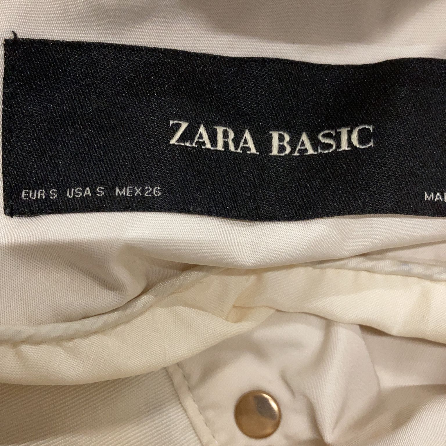 Zara Basic