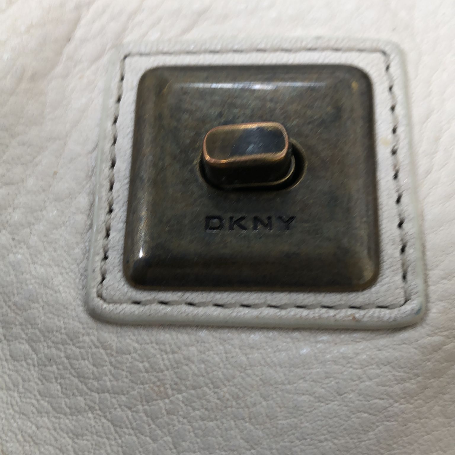 DKNY