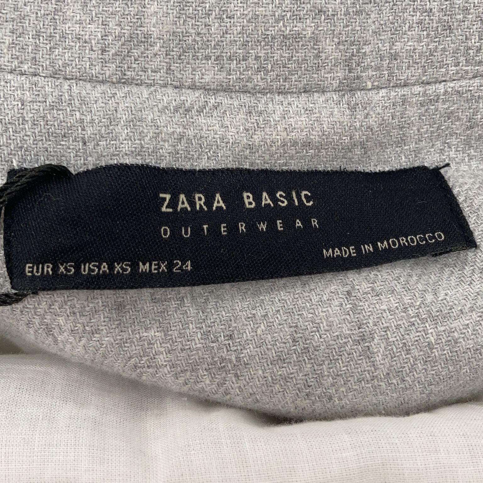 Zara Basic