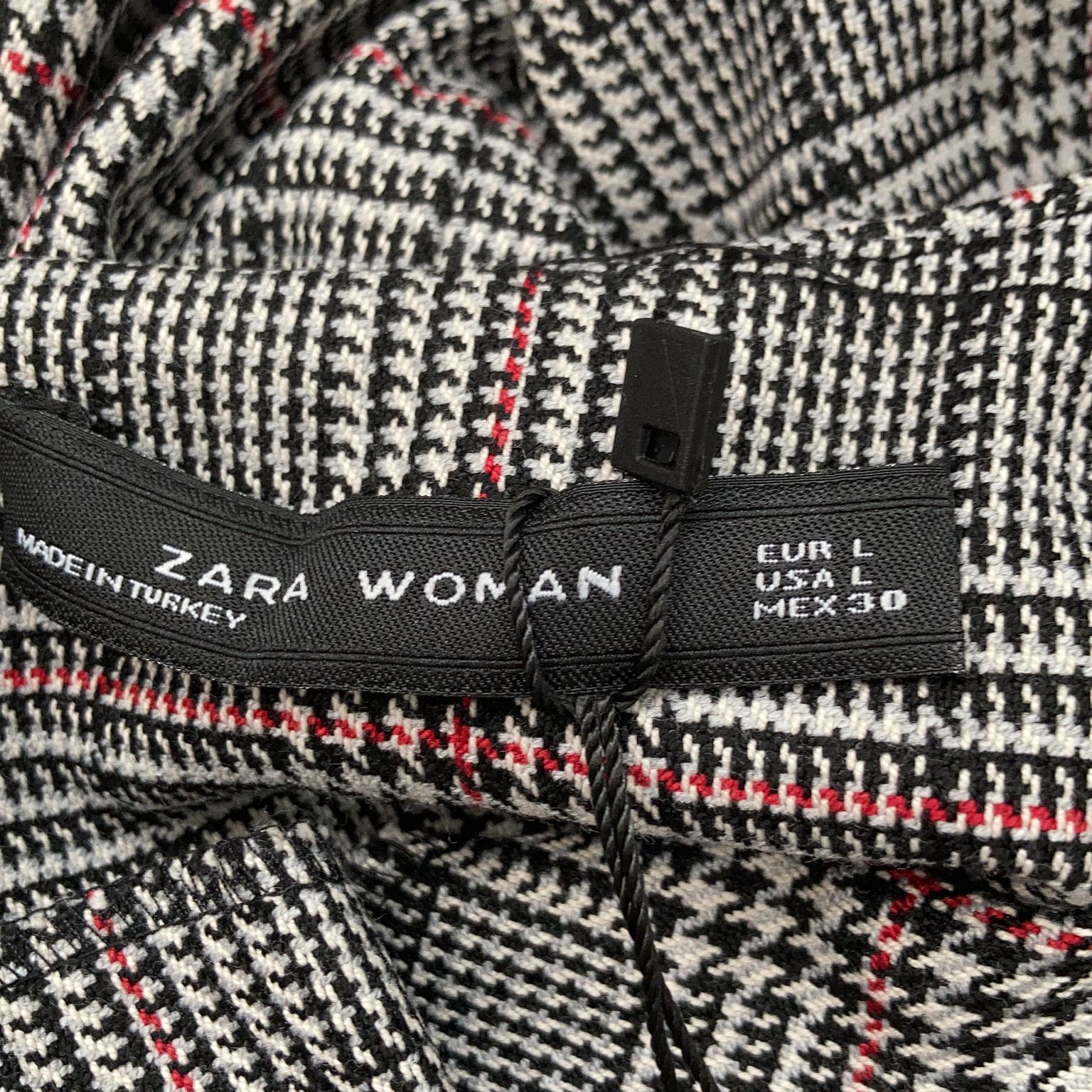 Zara Woman