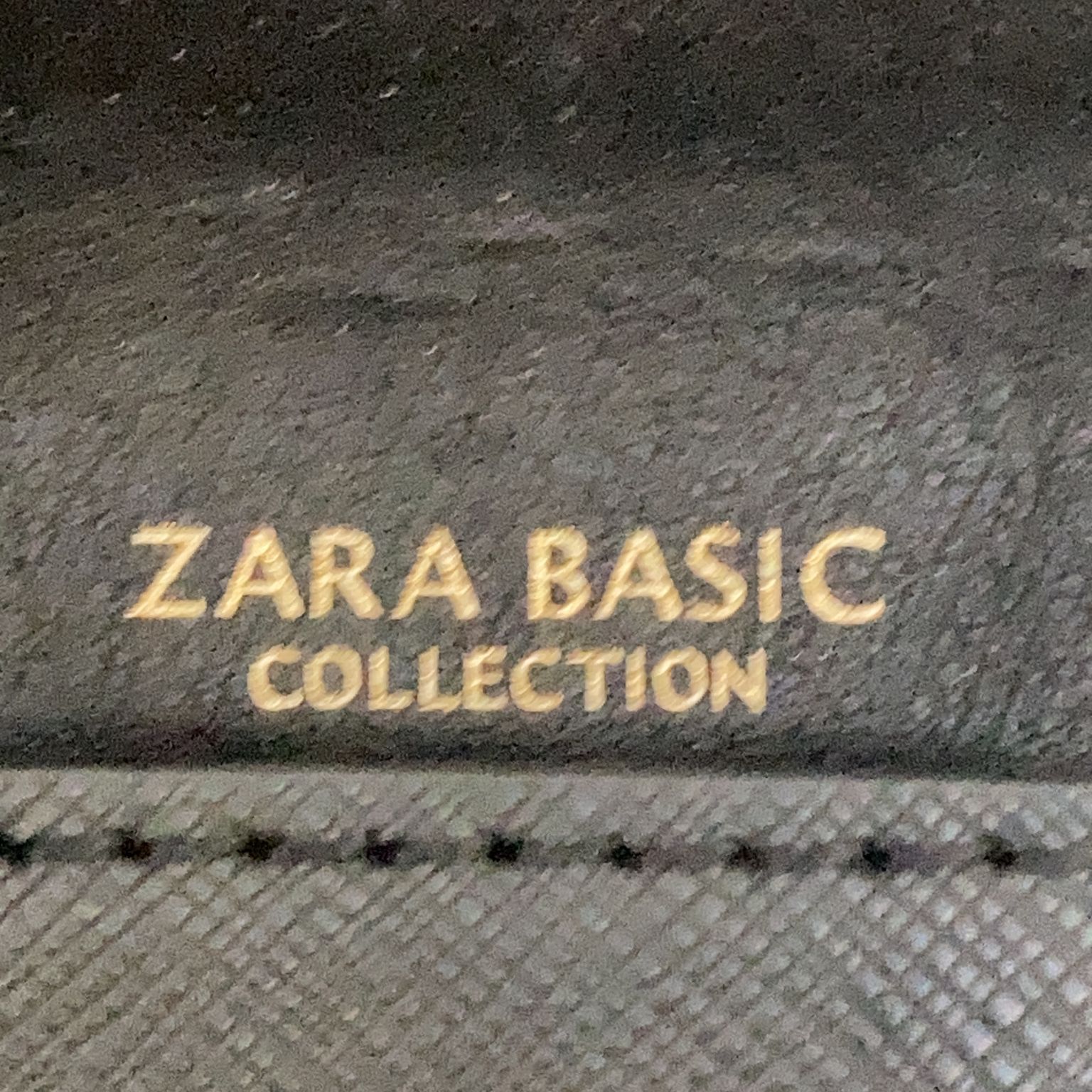 Zara Basic