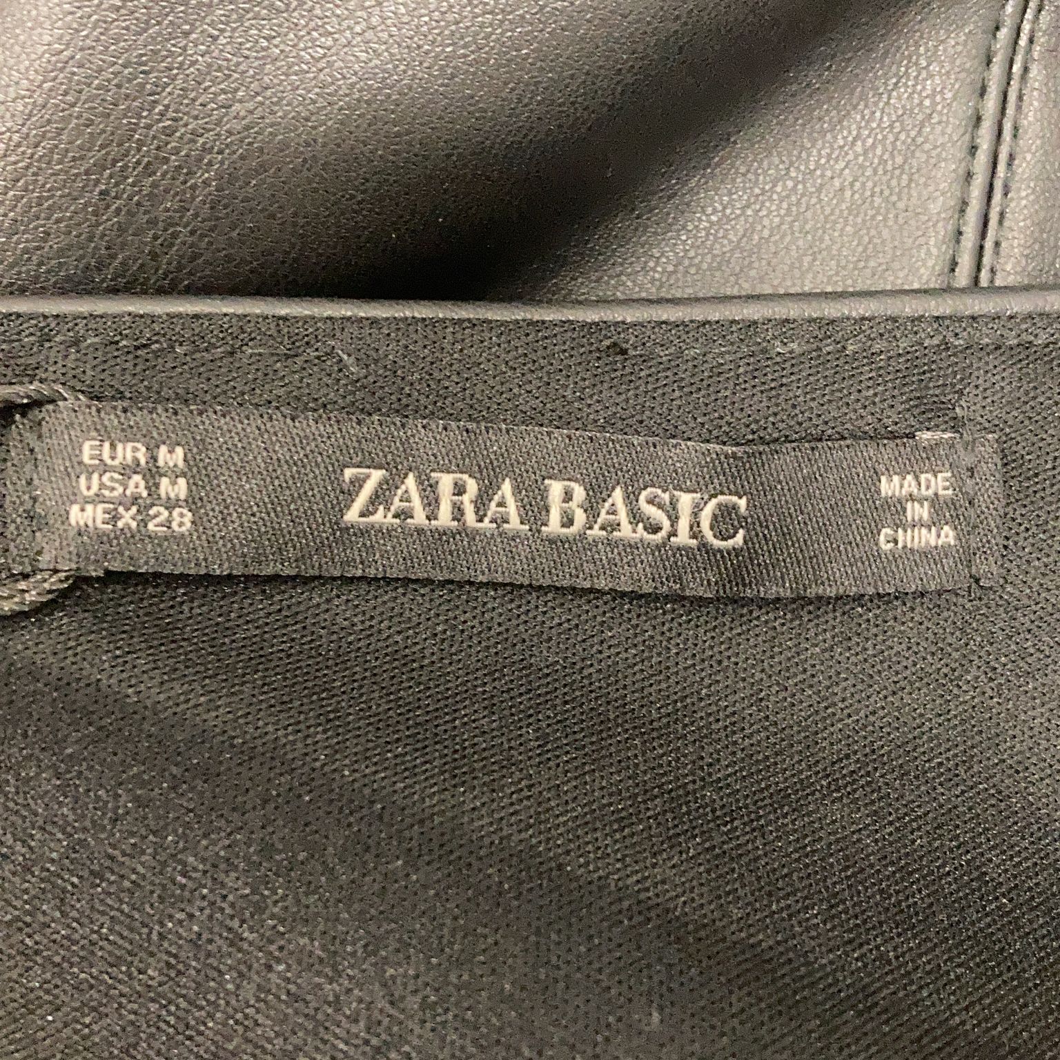 Zara Basic