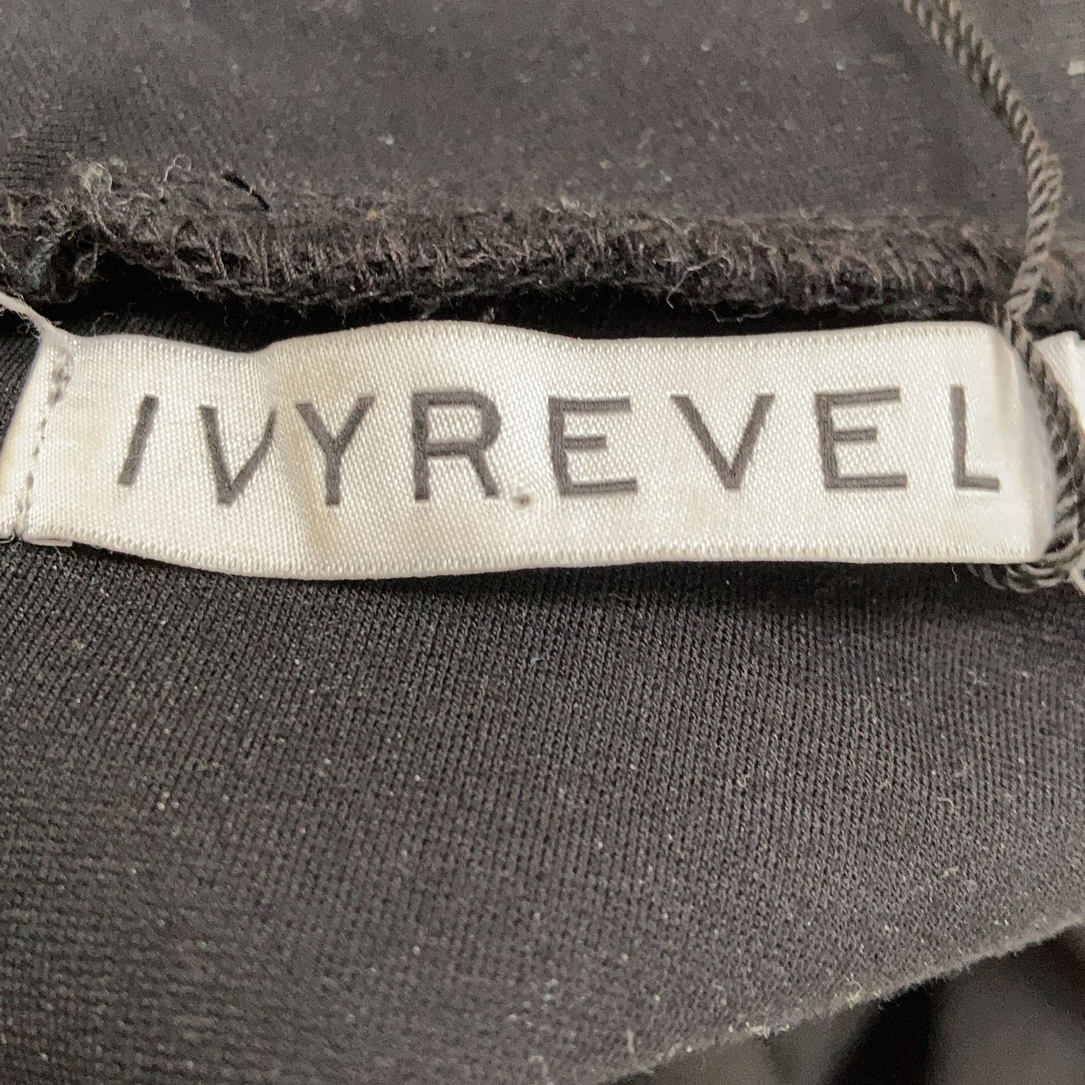 Ivyrevel