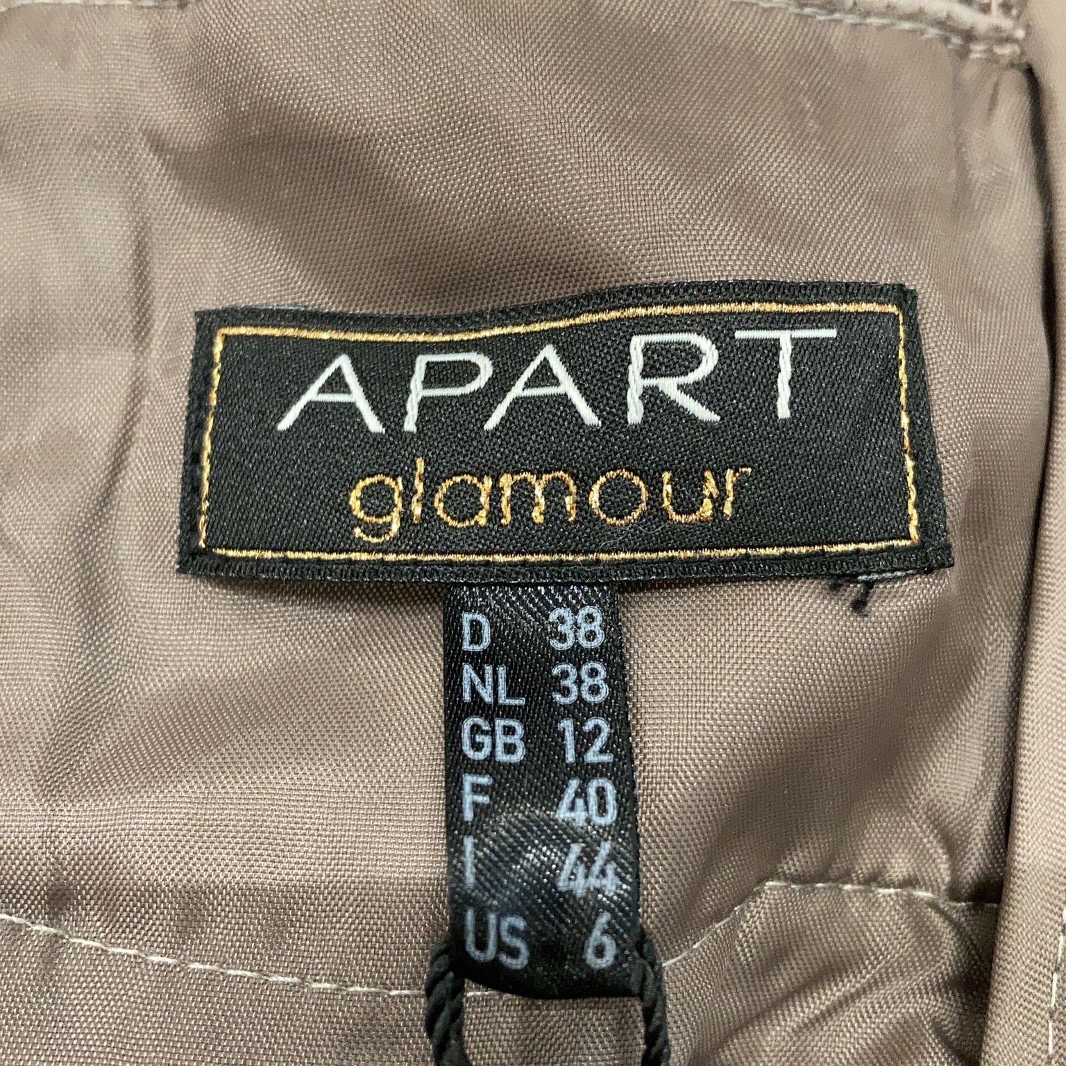 Apart Glamour