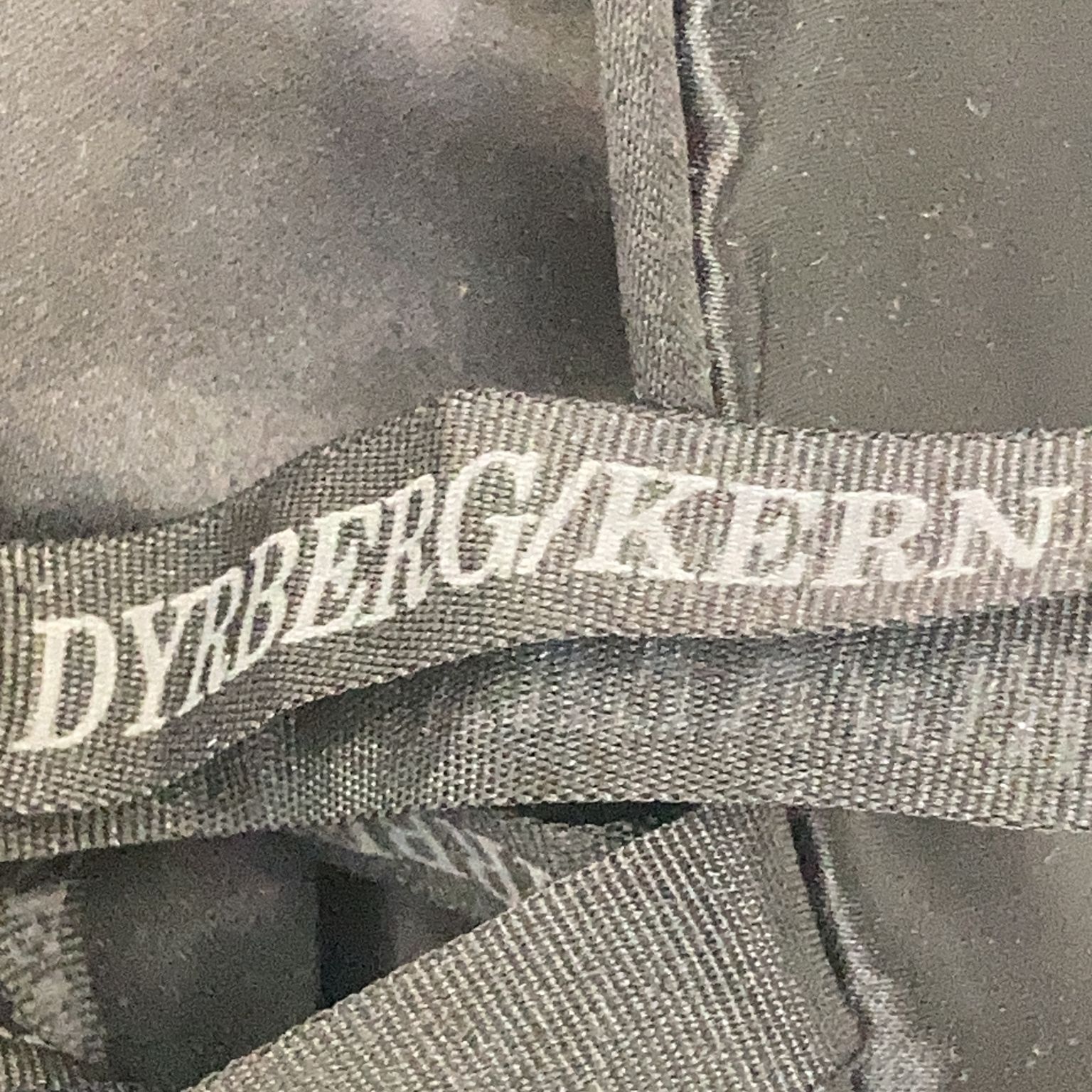 Dyrberg/Kern