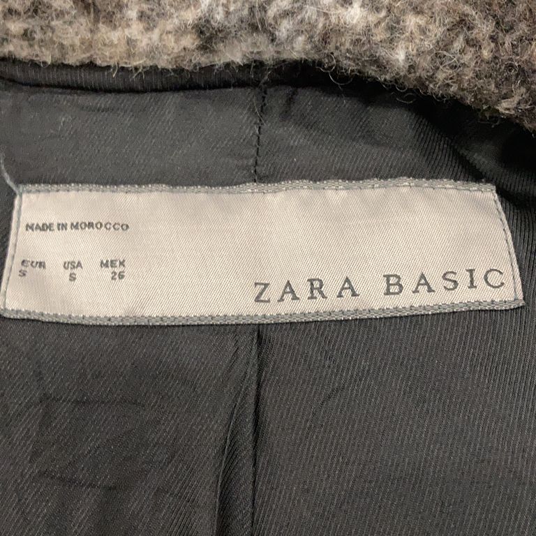 Zara Basic