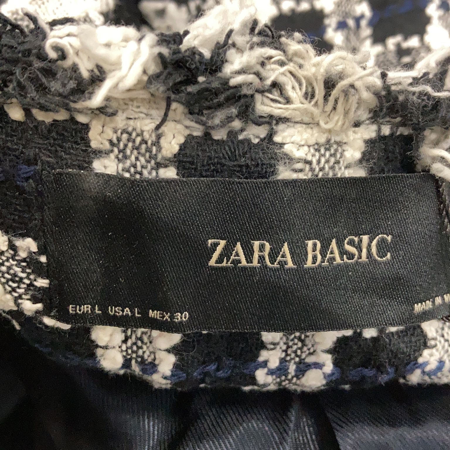 Zara Basic