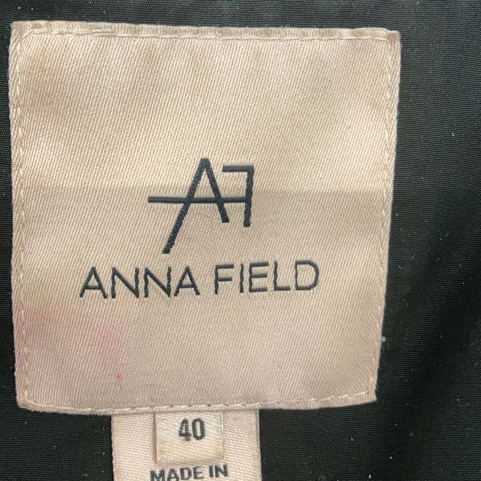 Anna Field