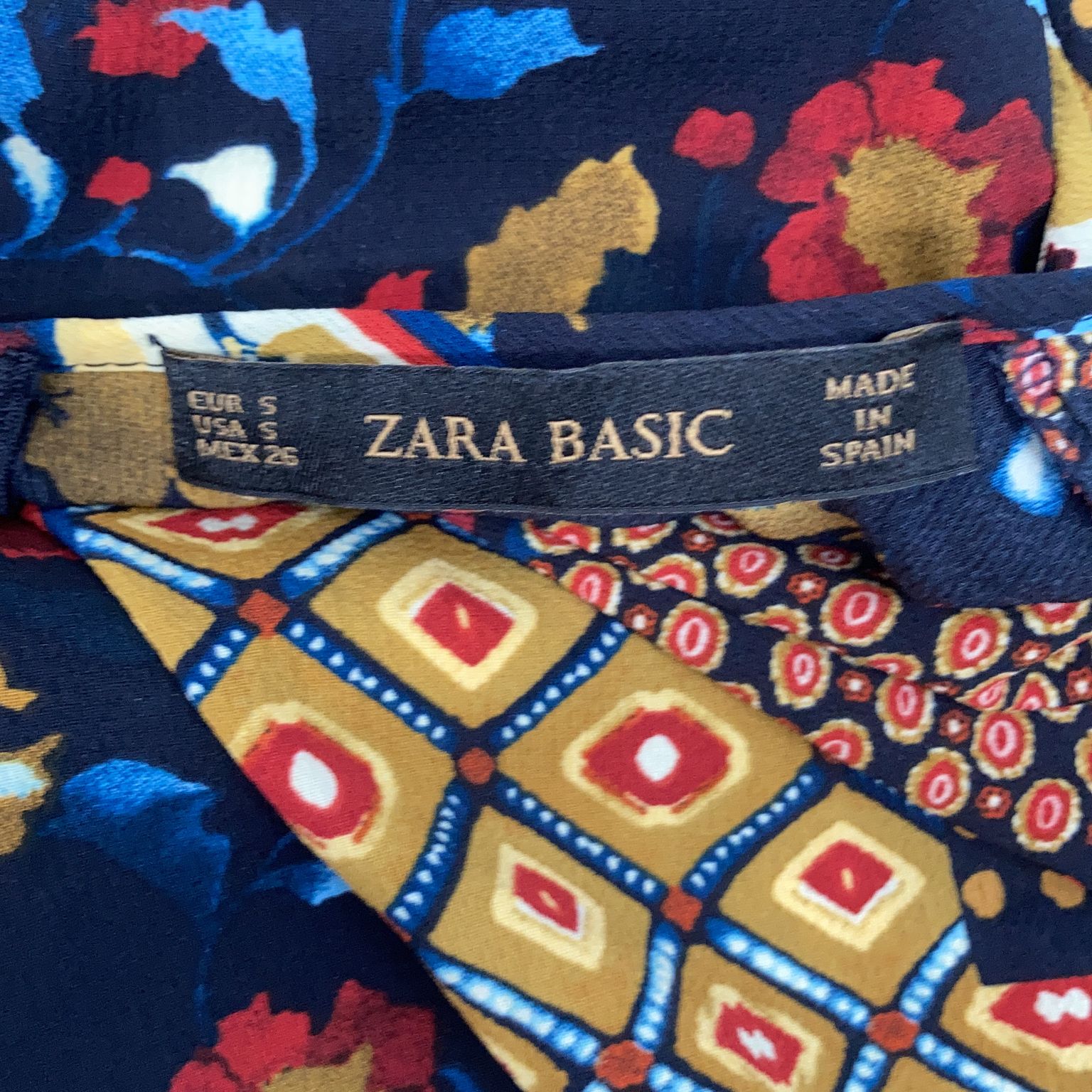 Zara Basic