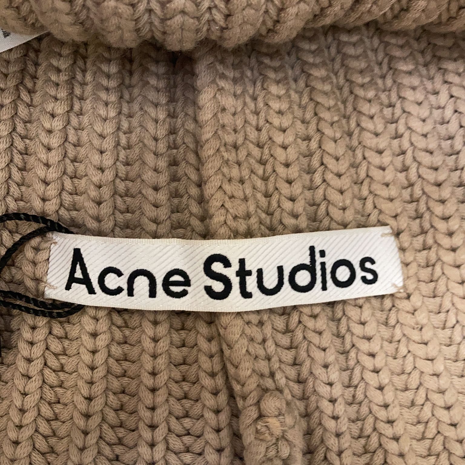 Acne Studios