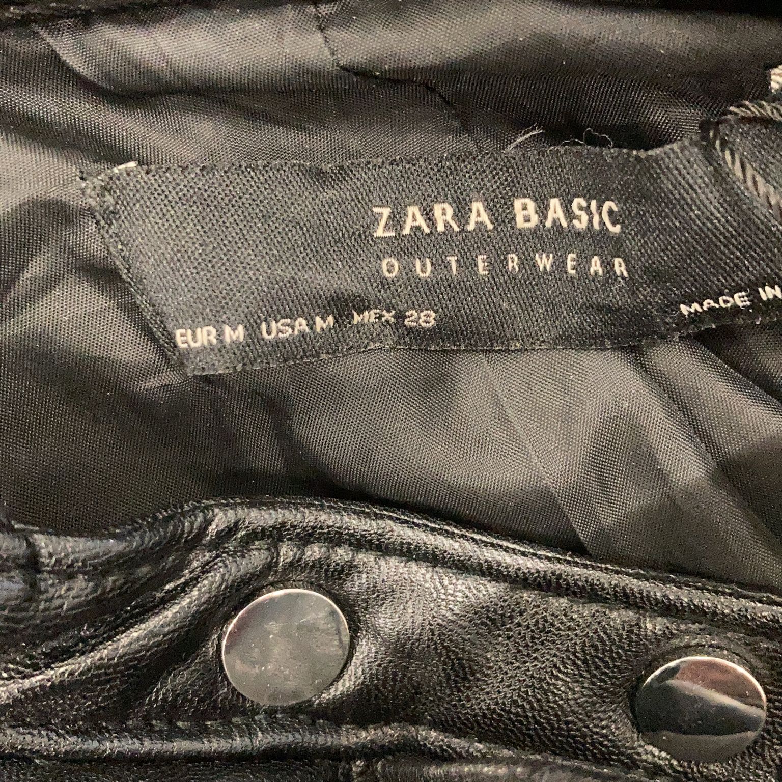 Zara Basic