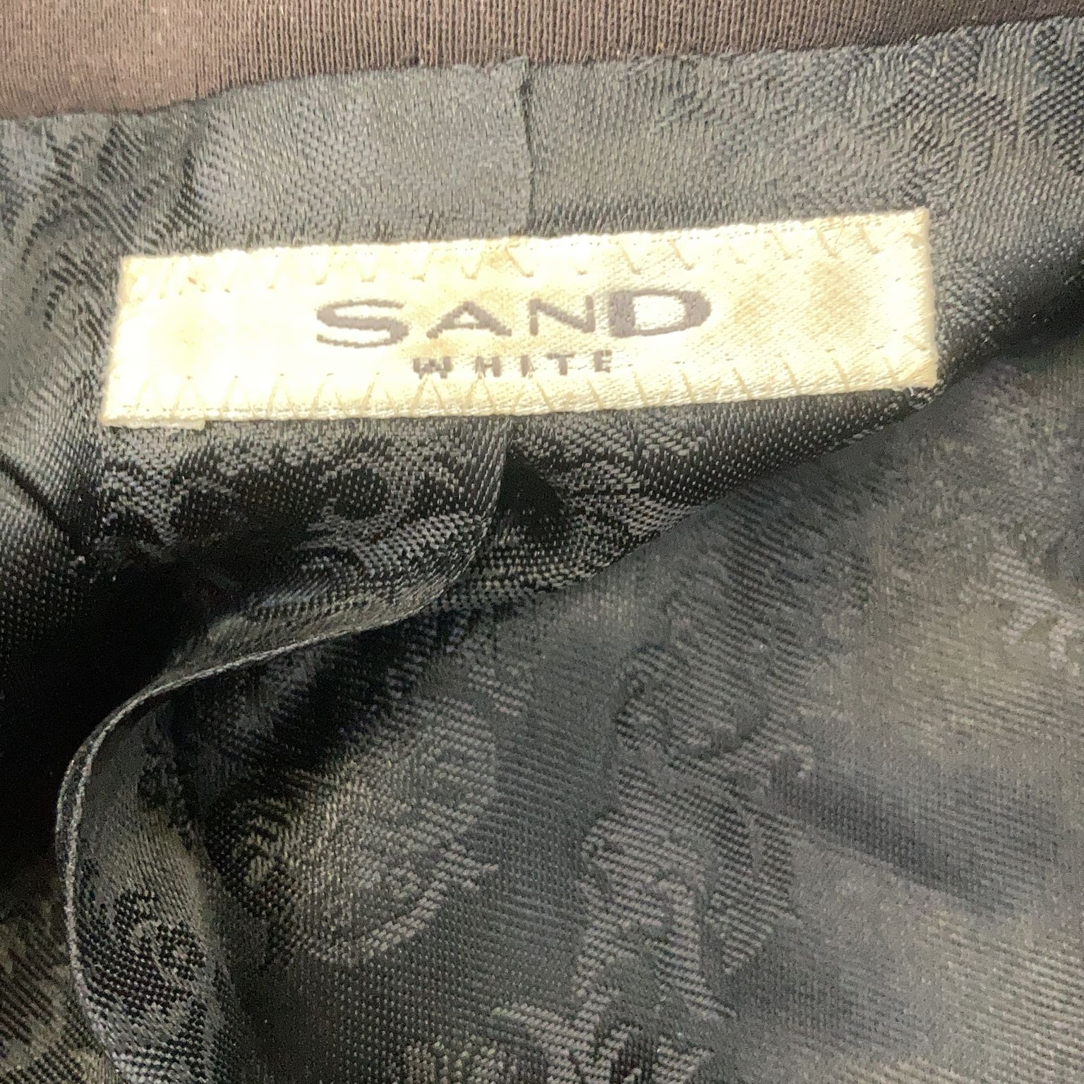 SAND White