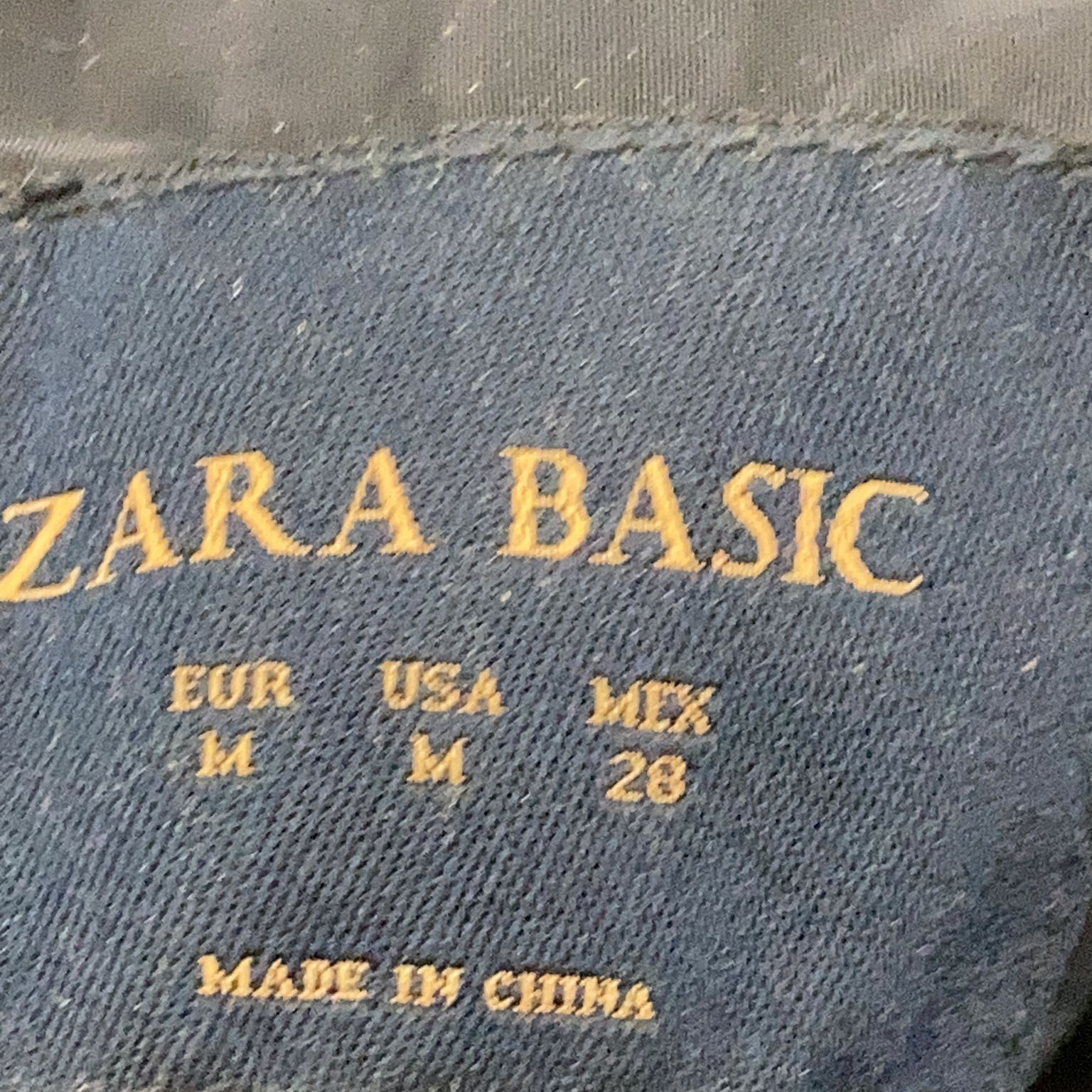 Zara Basic