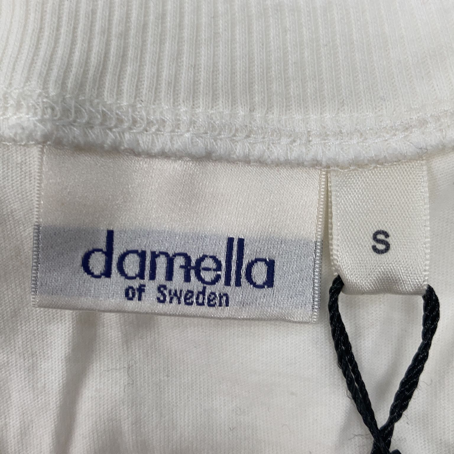 Damella