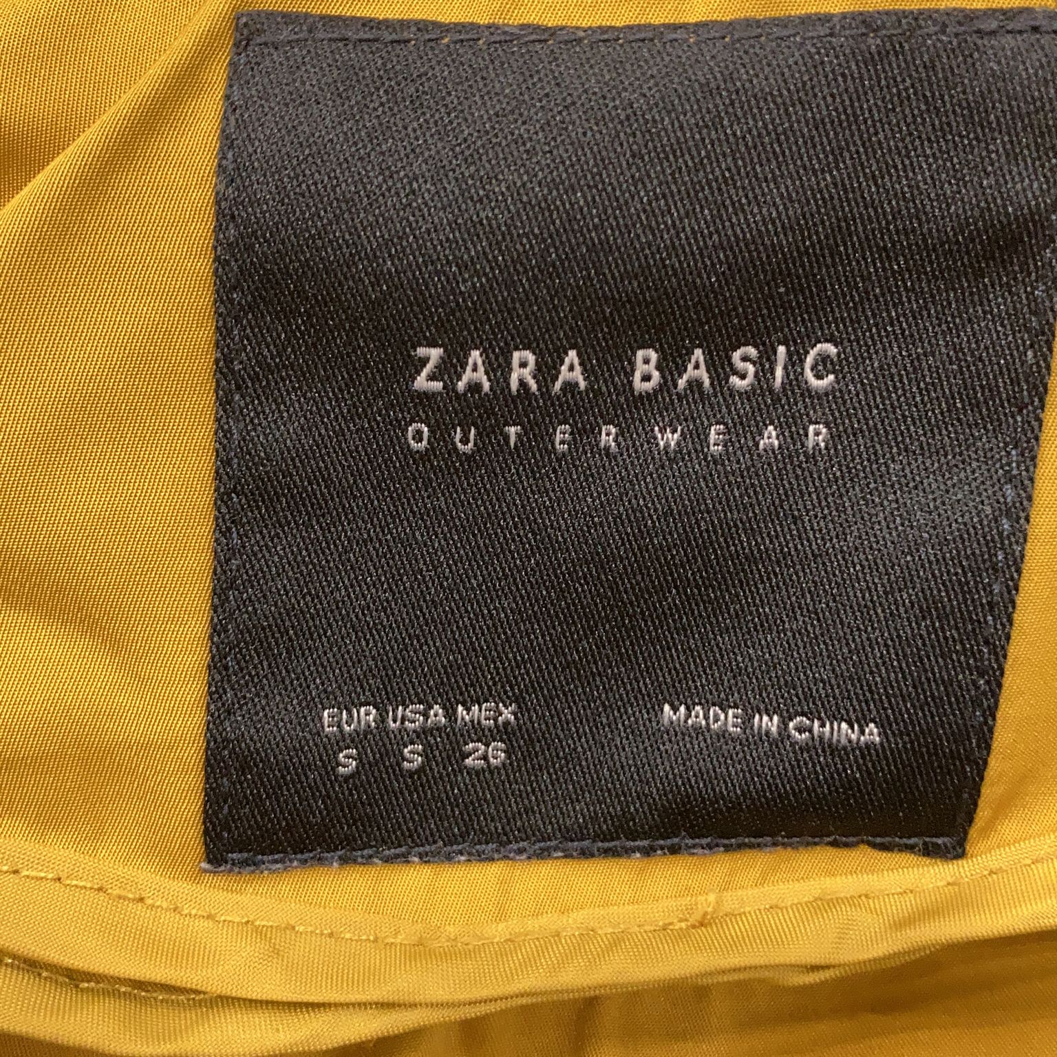 Zara Basic