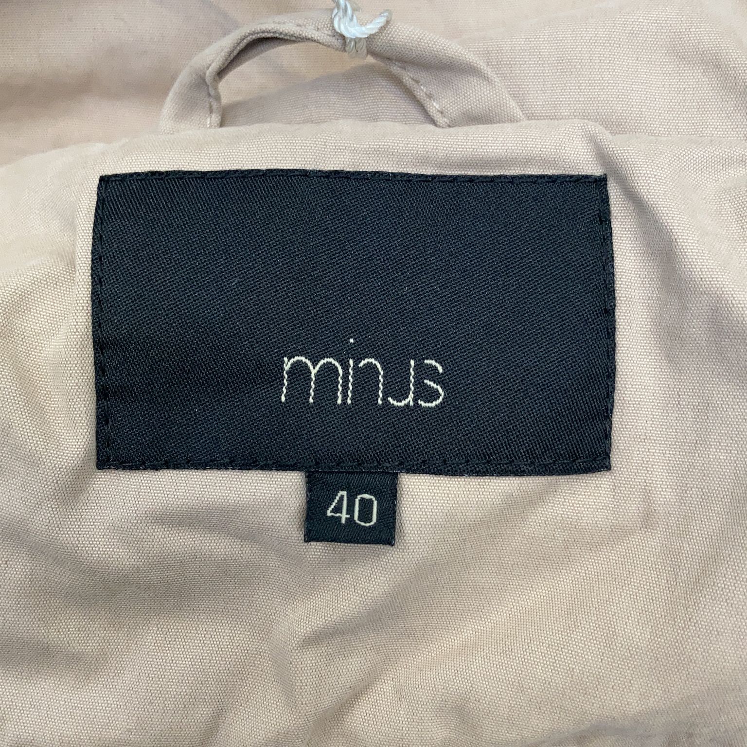 Minus