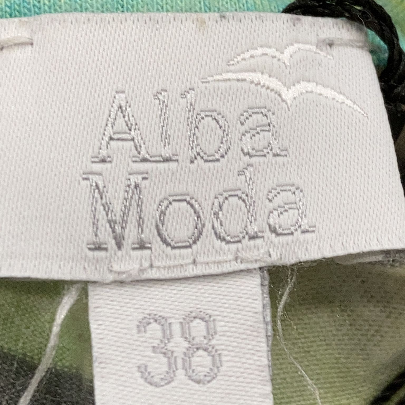 Alba Moda