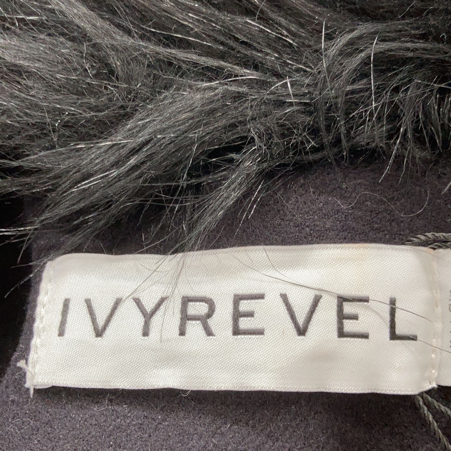 Ivyrevel