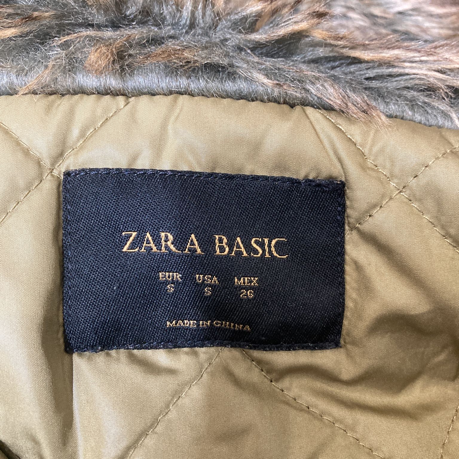 Zara Basic