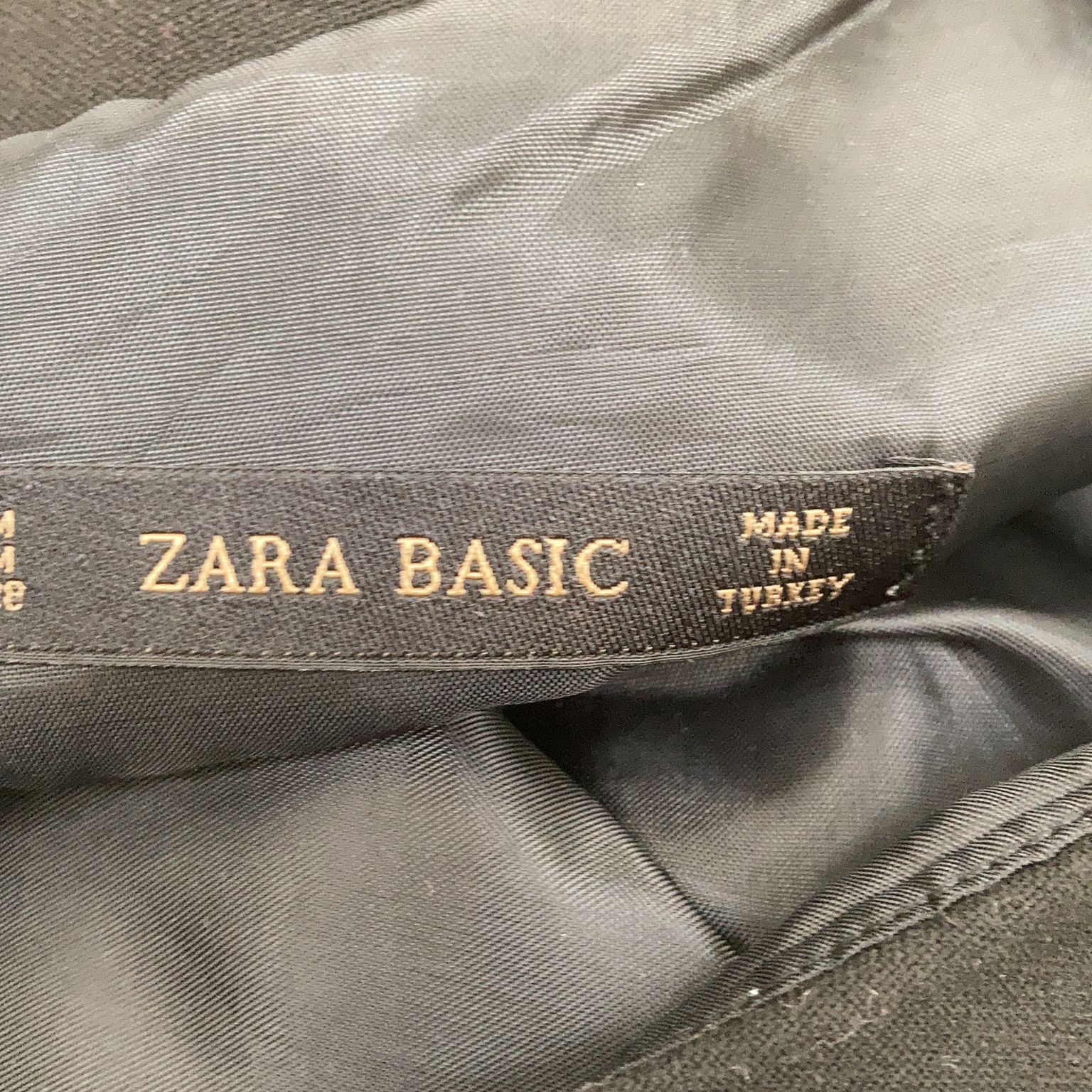 Zara Basic