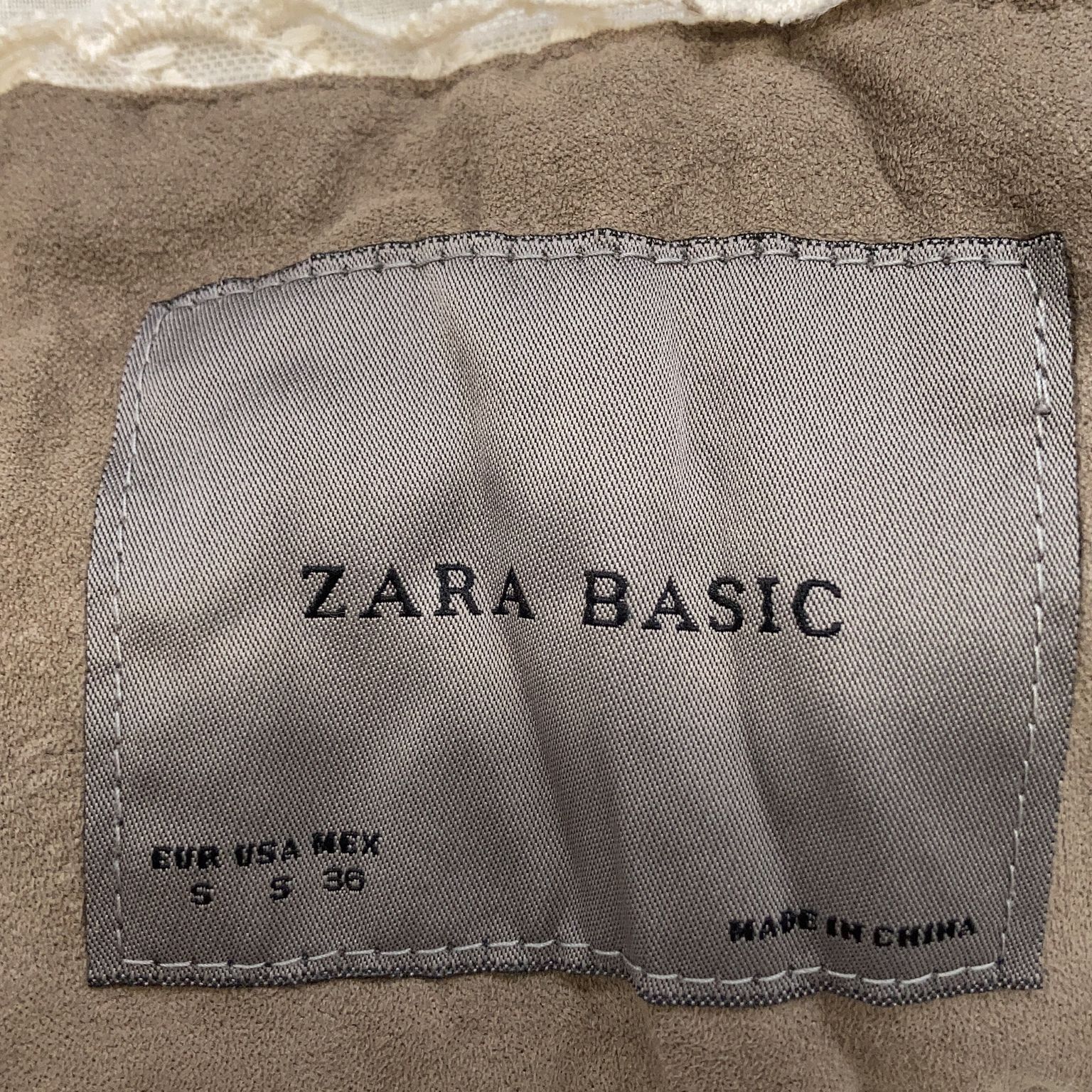 Zara Basic