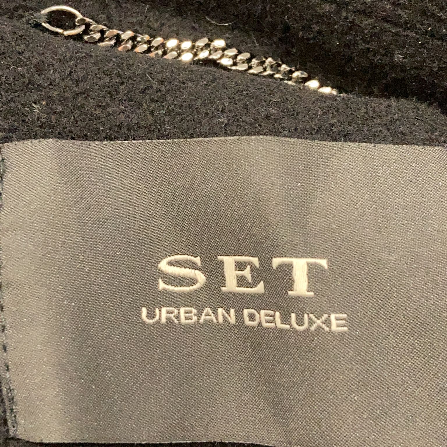 SET Urban Deluxe