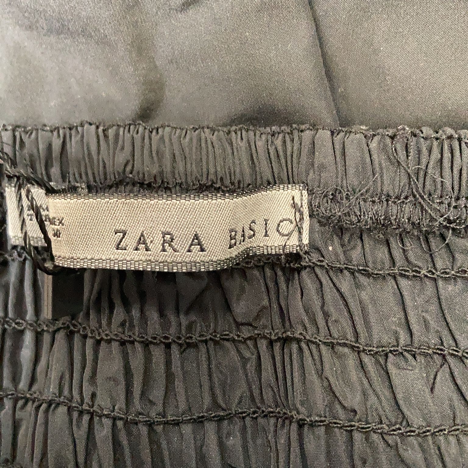 Zara Basic