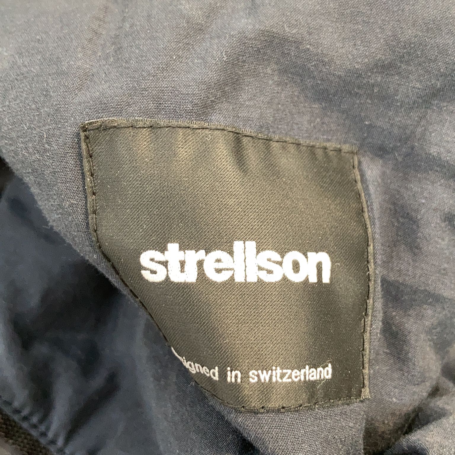 Strellson