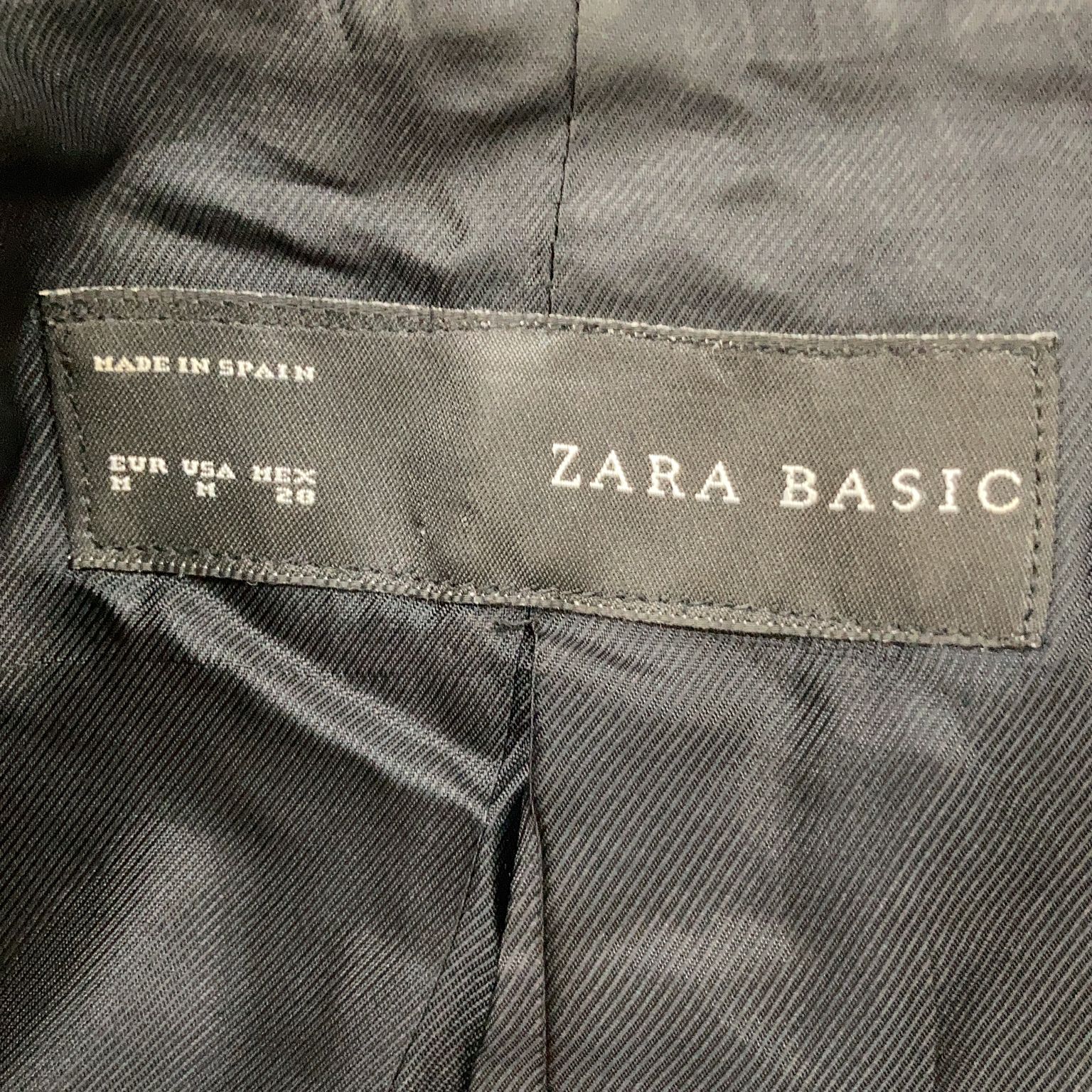 Zara Basic