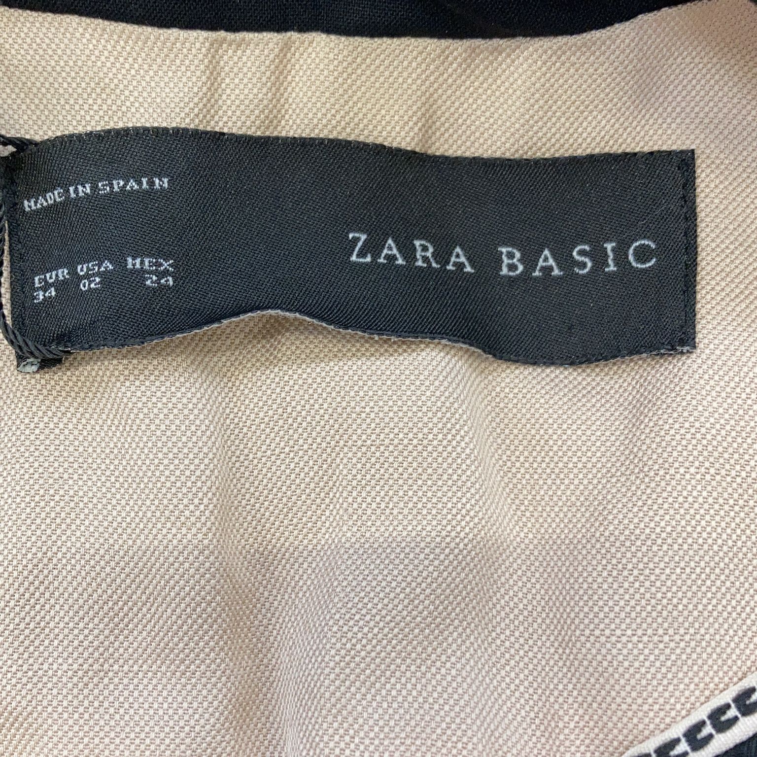 Zara Basic