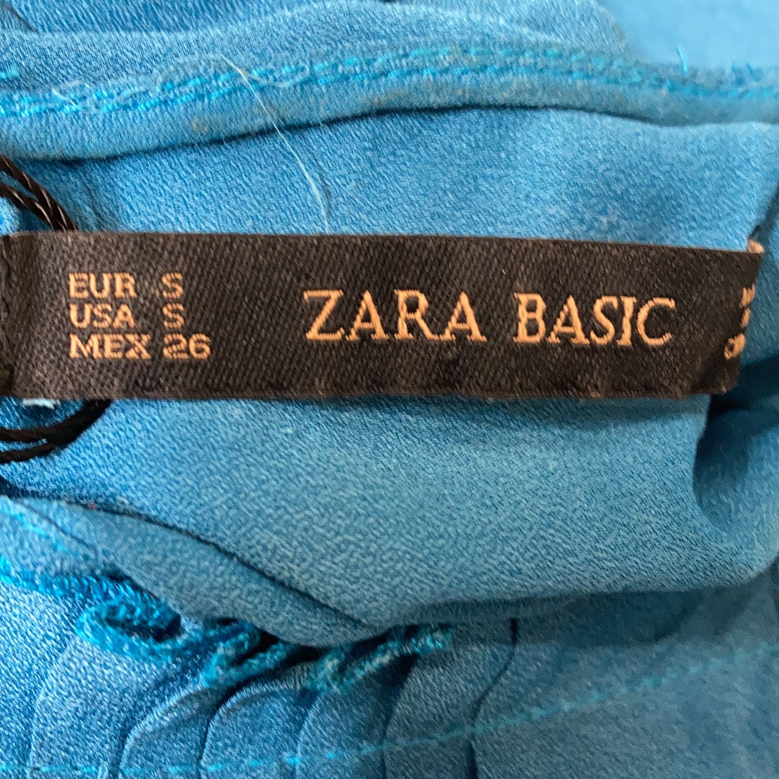 Zara Basic