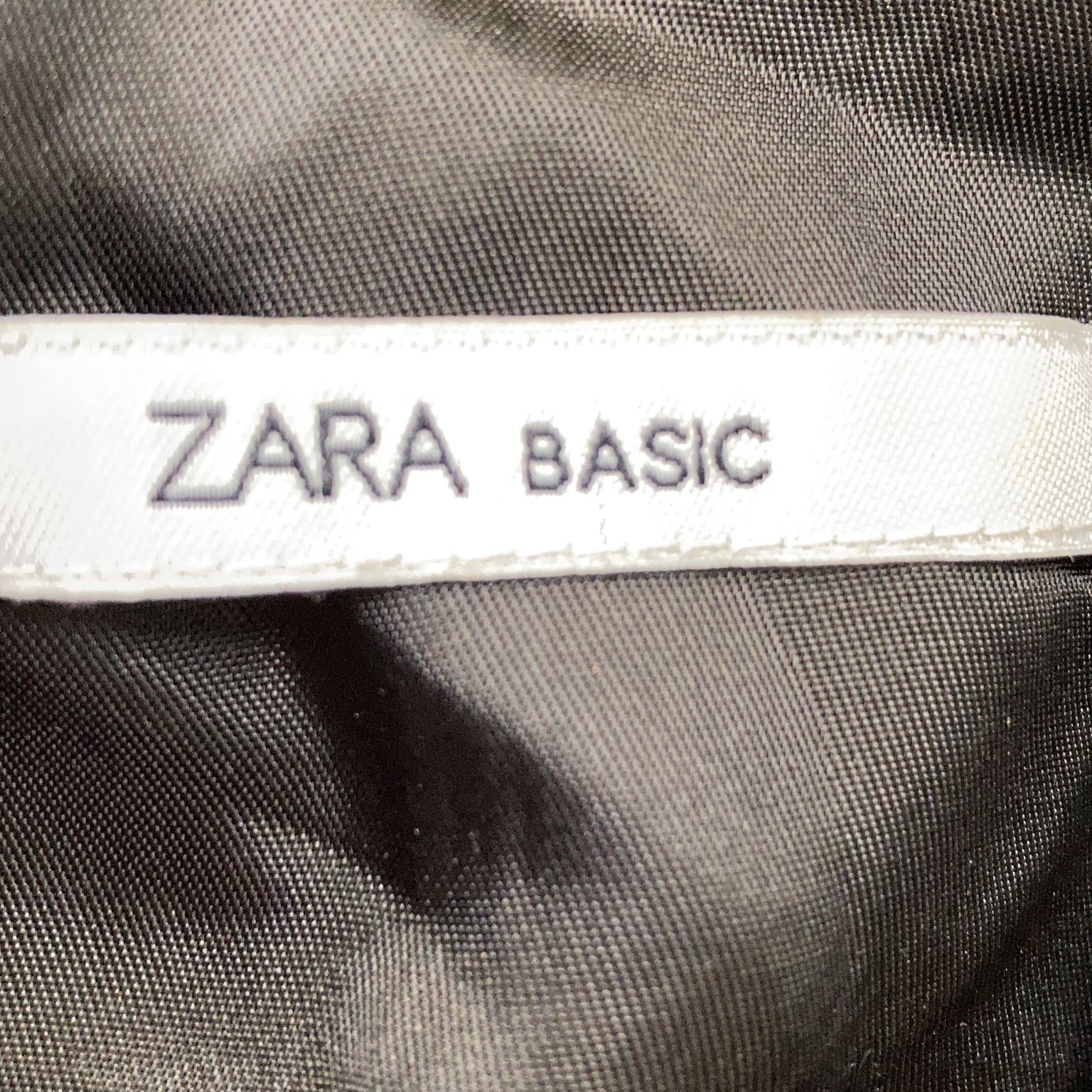 Zara Basic