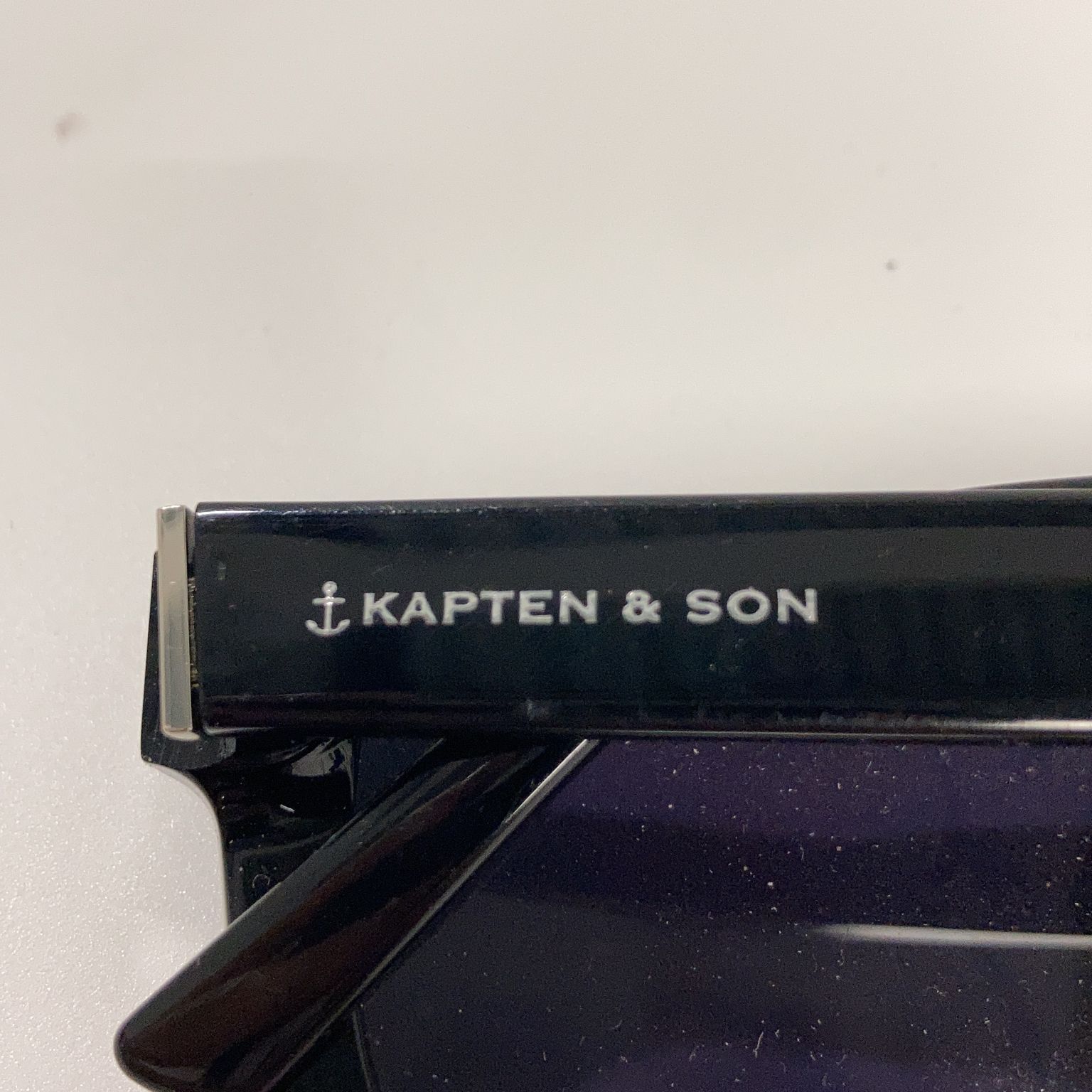 Kapten  Son