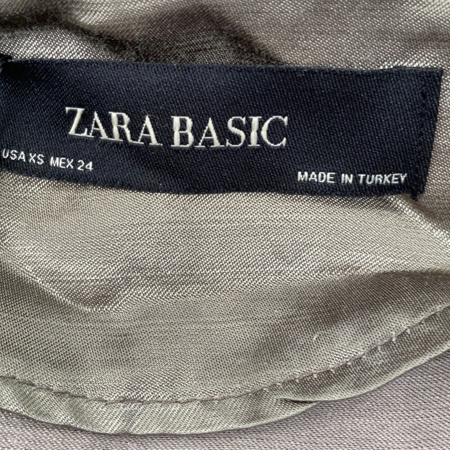 Zara Basic