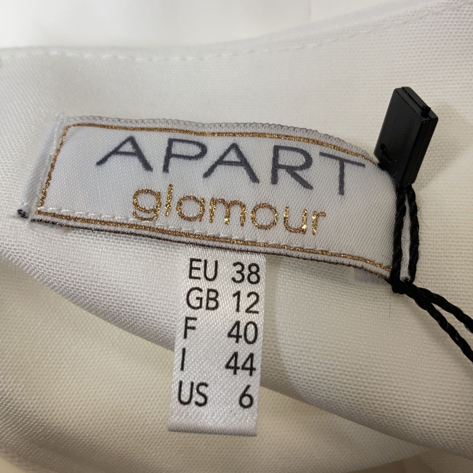 Apart Glamour