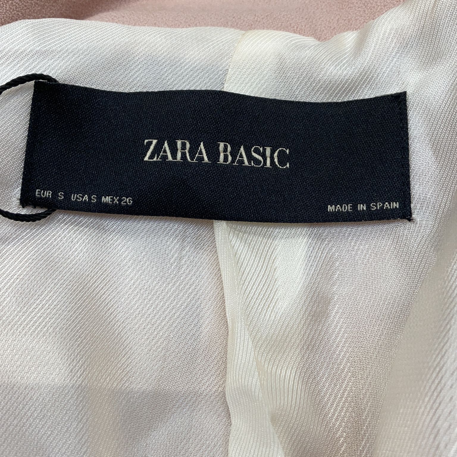 Zara Basic