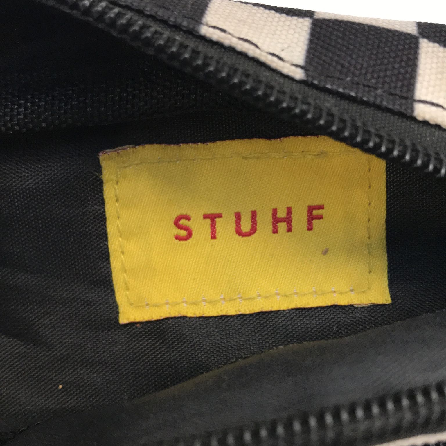 Stuhf