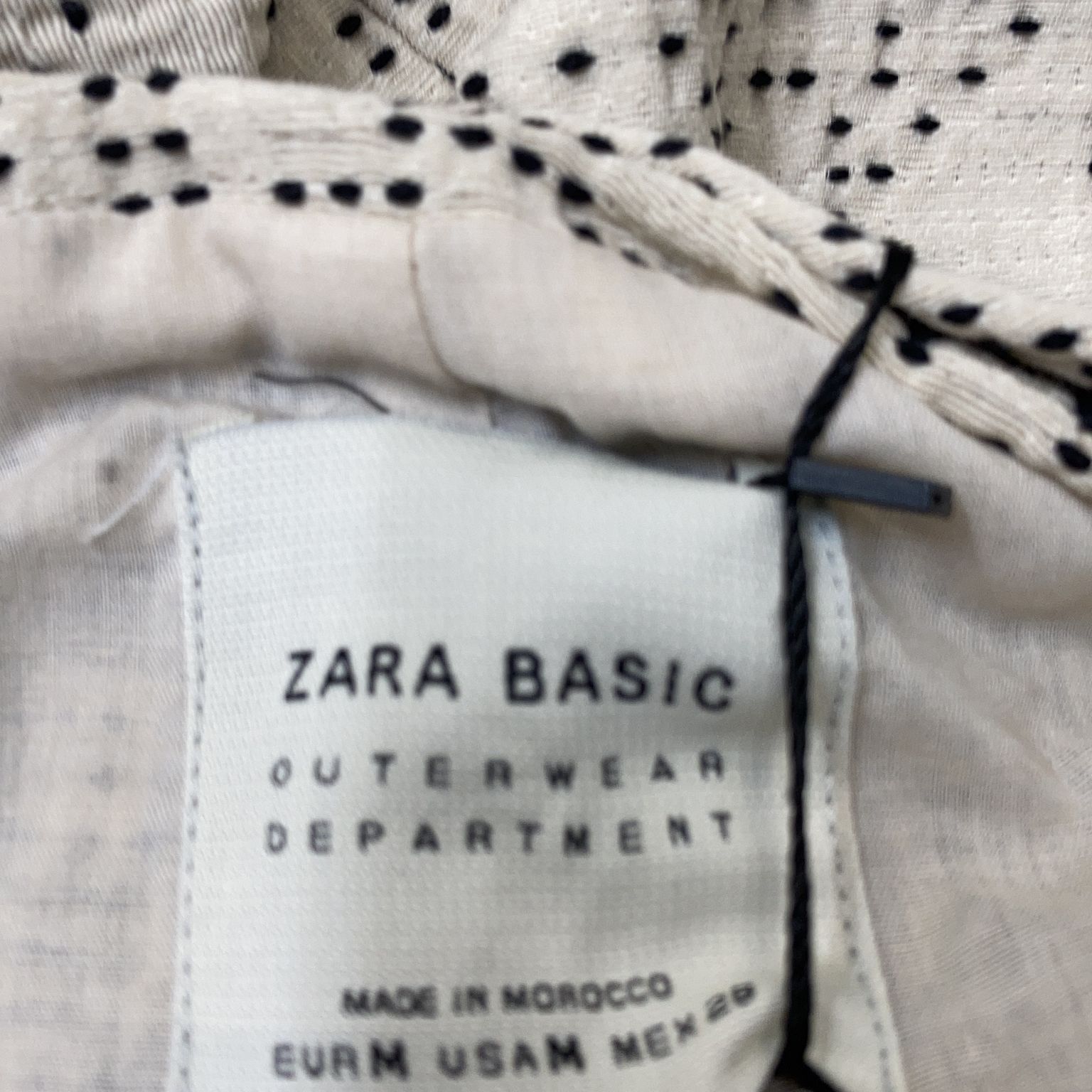 Zara Basic