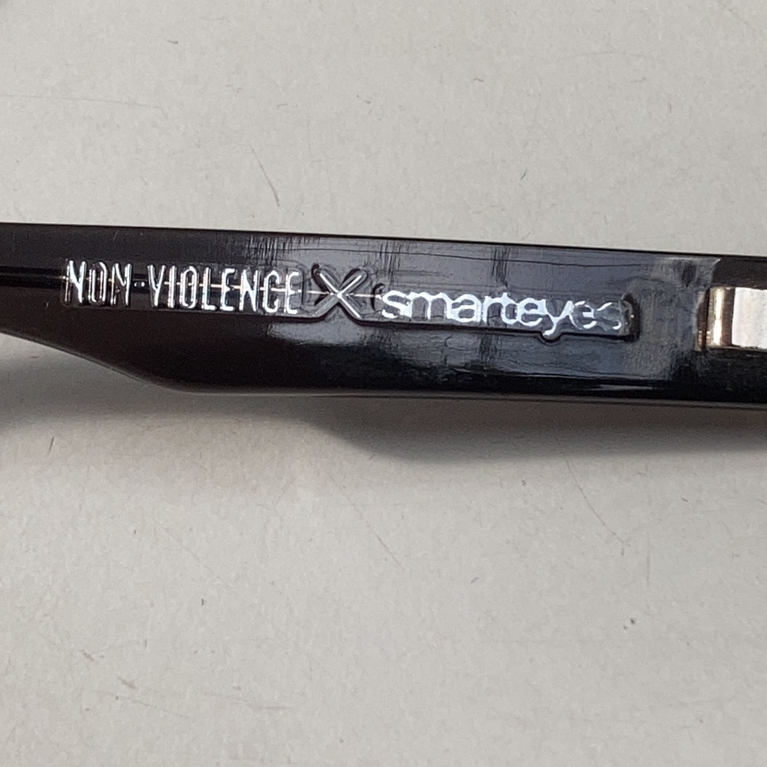 Non Violence x Smarteyes