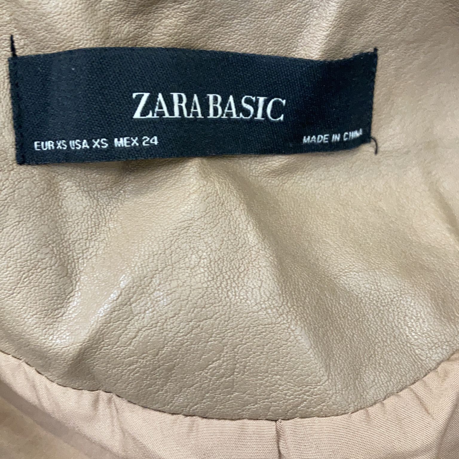 Zara Basic