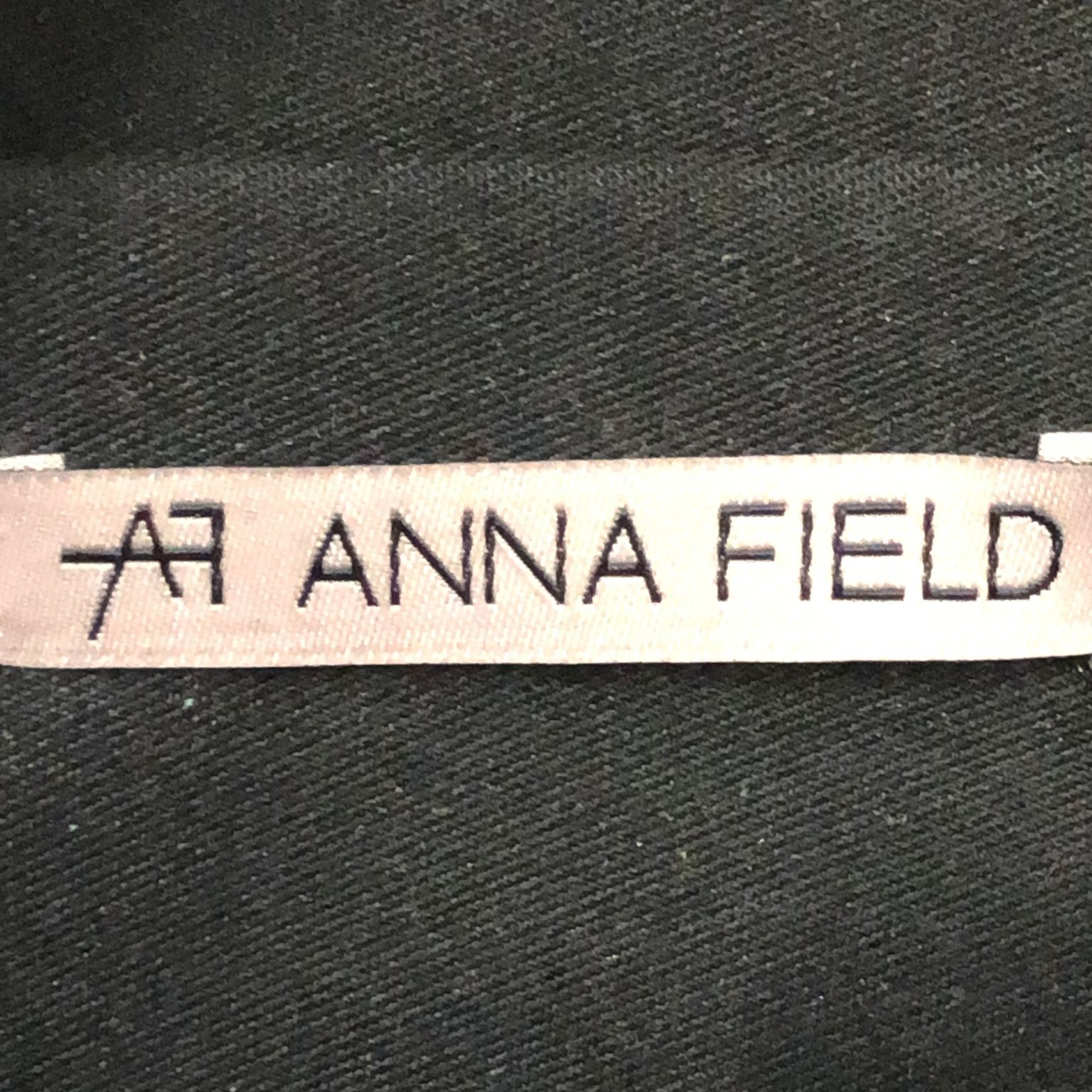 Anna Field