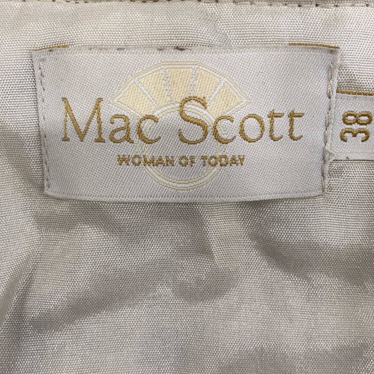 Mac Scott