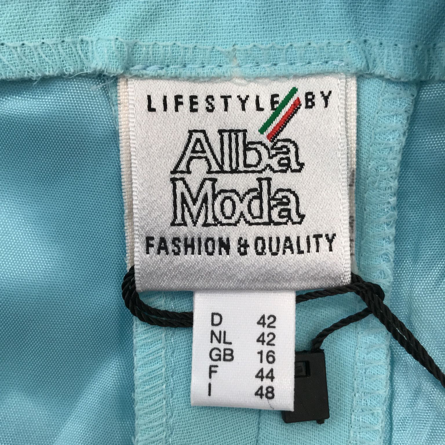 Alba Moda