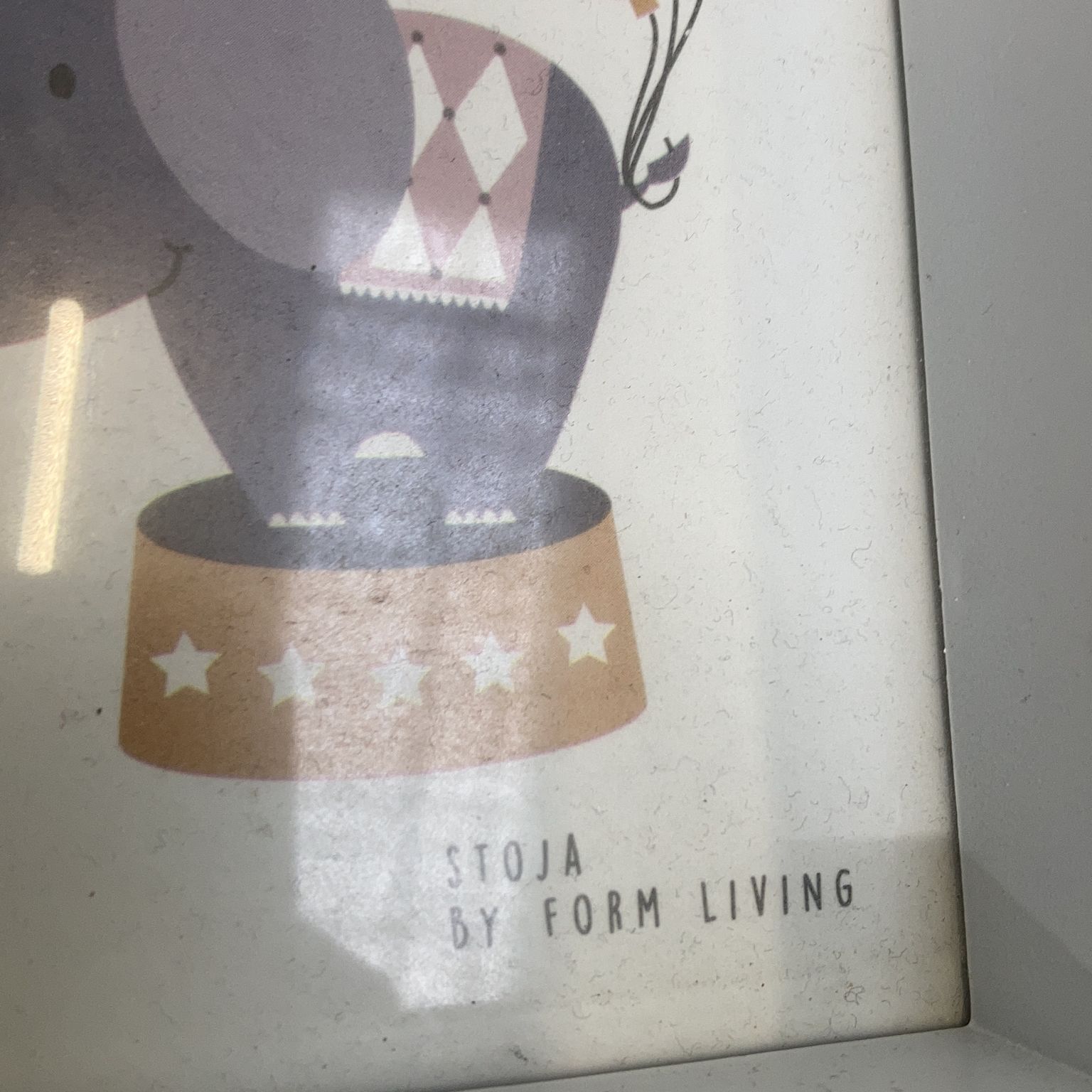 Stoja by Form Living