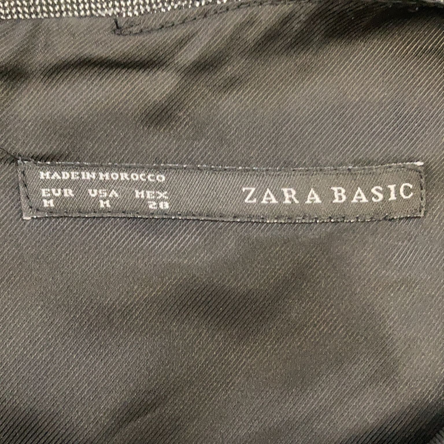 Zara Basic