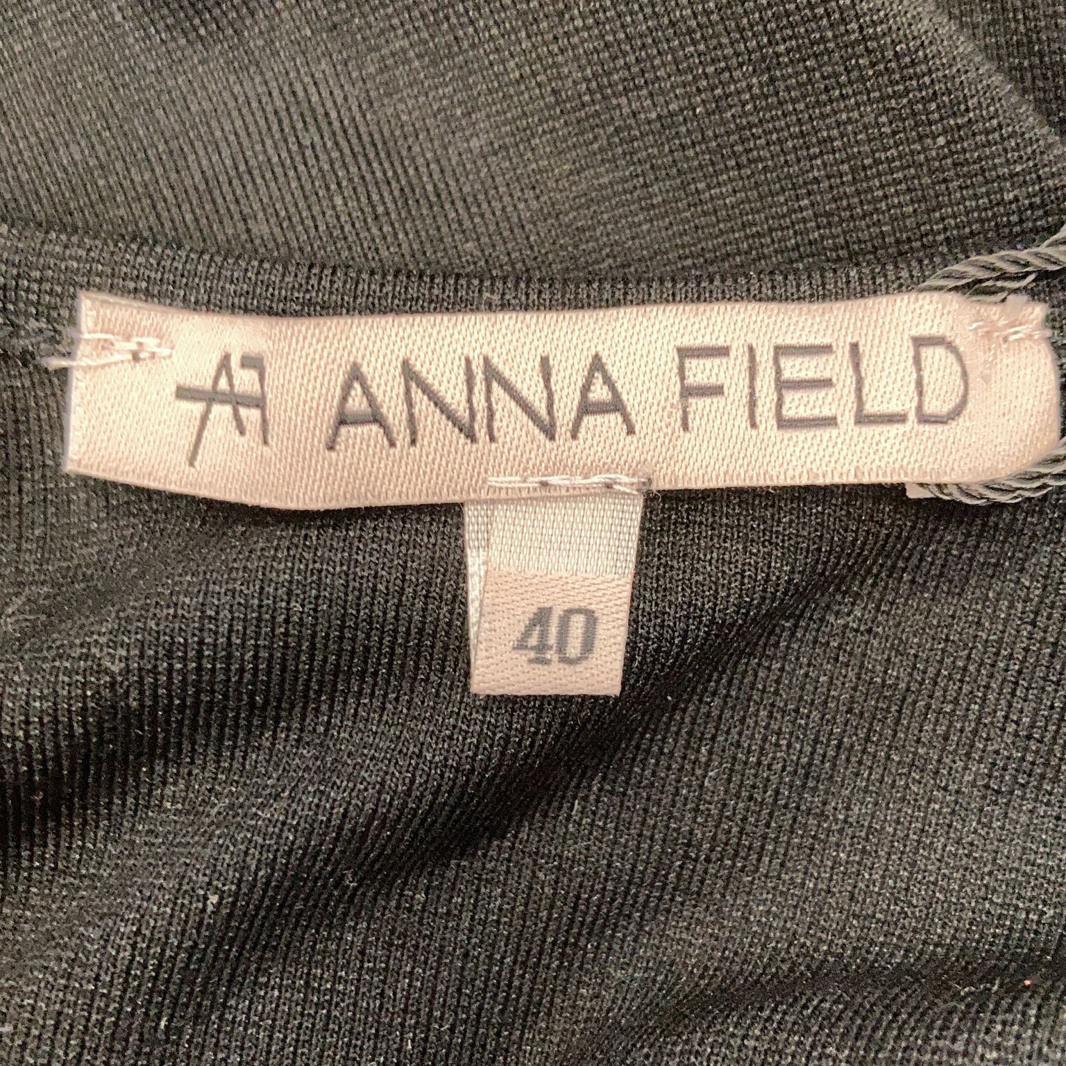 Anna Field