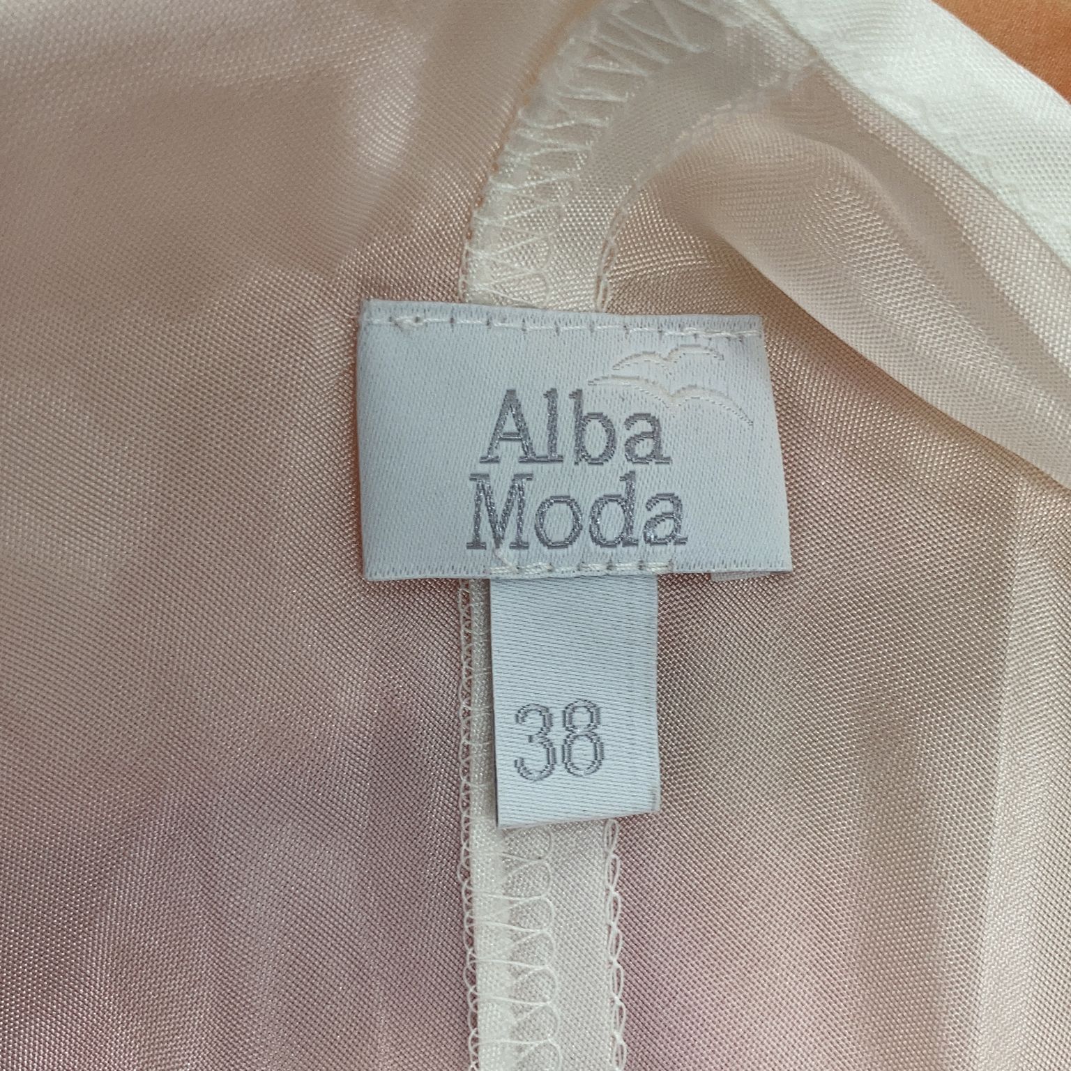 Alba Moda