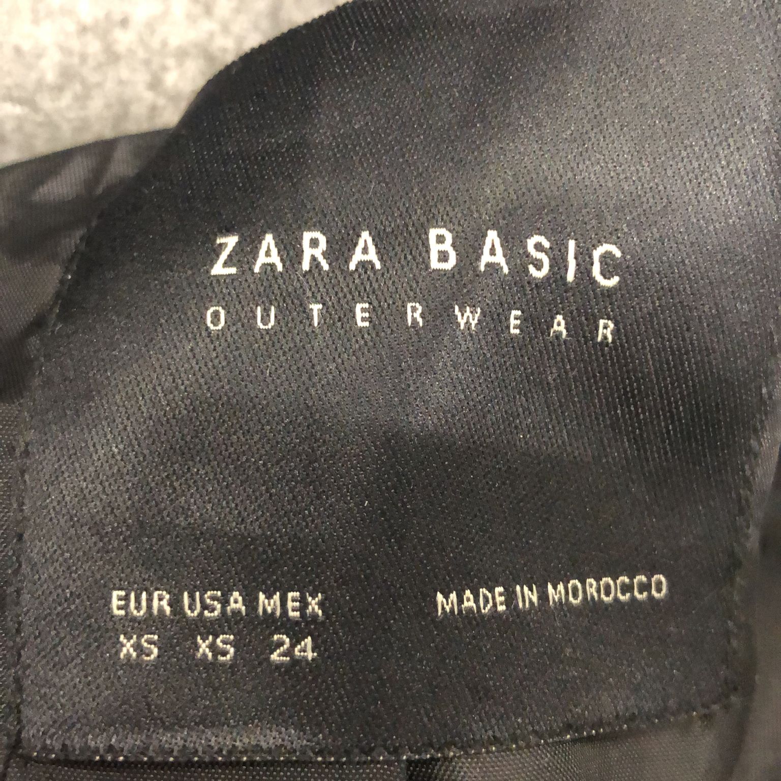 Zara Basic