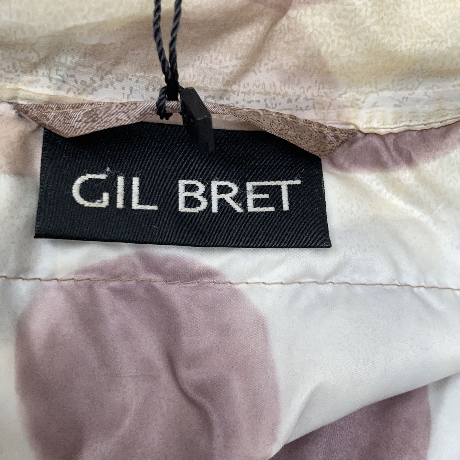 Gil Bret