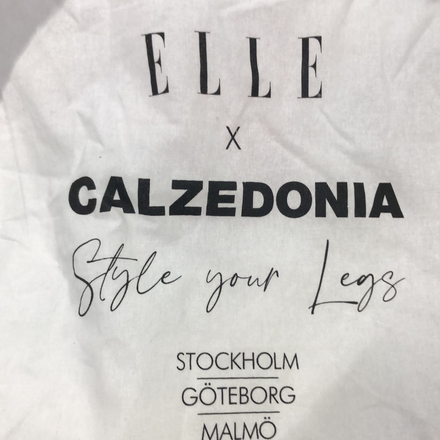 Elle x Calzedonia